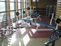 健身房運(yùn)動(dòng)設(shè)施