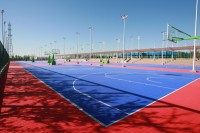 戶外體育場(chǎng)地