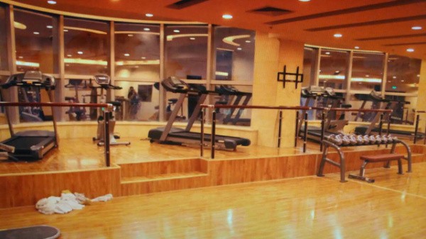 威海威海衛(wèi)大廈健身房