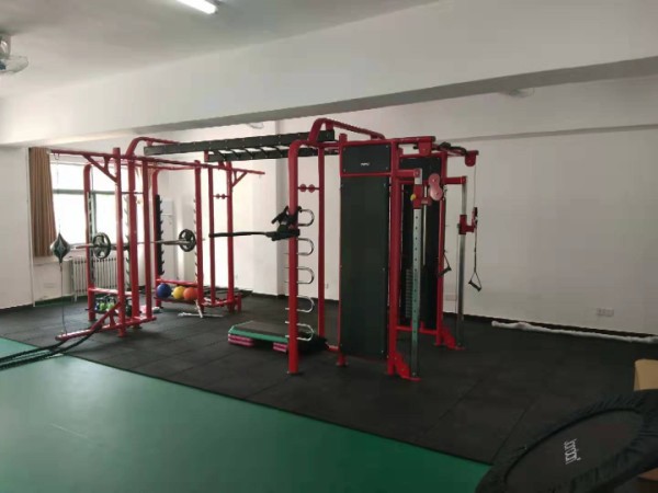 海軍航空大學(xué)基礎(chǔ)學(xué)院健身房